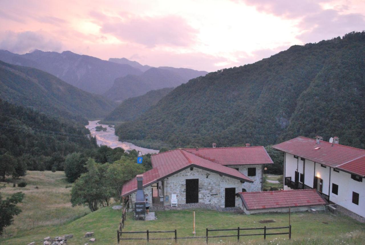 Rifugio Malga Grasia Caprizi エクステリア 写真